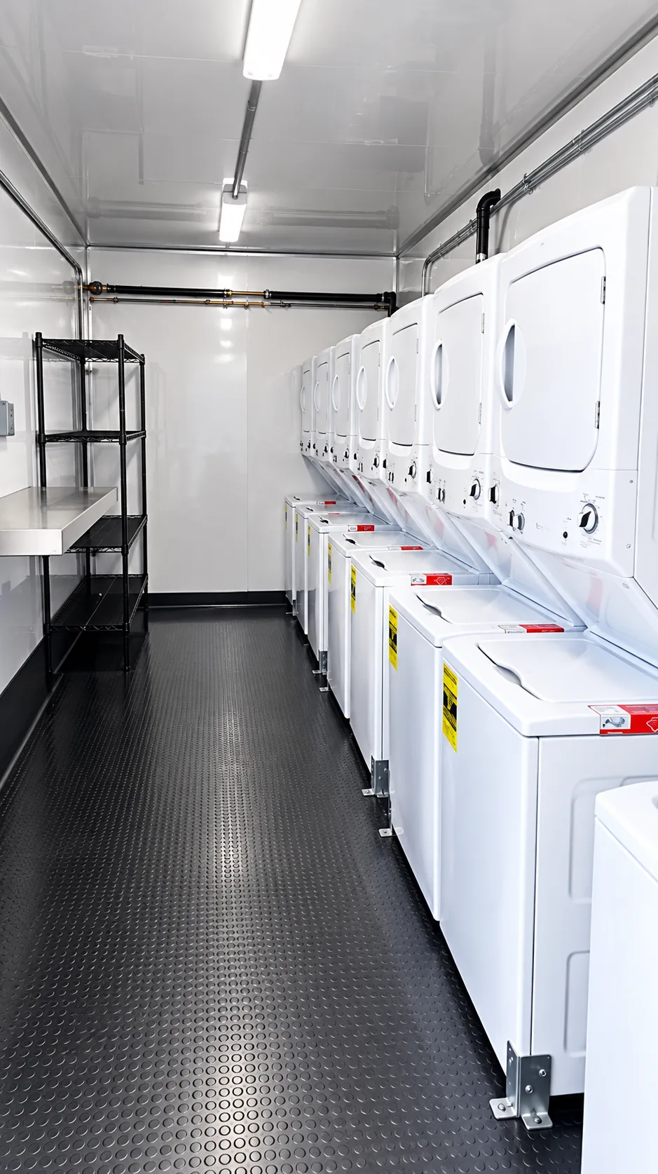 26 to 27 ft commercial laundry trailer interior view 1